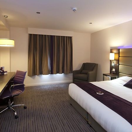 Premier Inn Dumfries Buitenkant foto