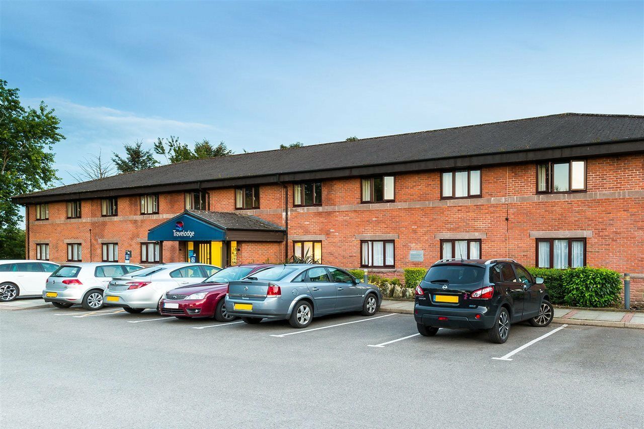 Premier Inn Dumfries Buitenkant foto